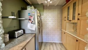 Photo 16- click for photo gallery